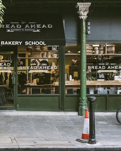 Devanture d'une boulangerie artisanale